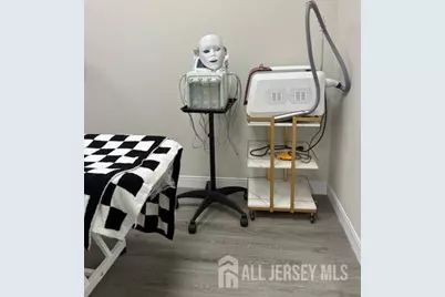 1677 Nj 27, Edison, NJ 08817 - Photo 18