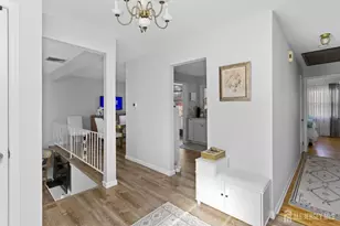 10 Dancaster Ct, Sayreville, NJ 08872 - Photo 6