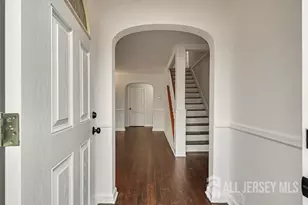 1088 S Boyd Pkwy, North Brunswick Township, NJ 08902 - Photo 4