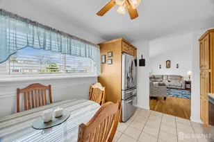 407 Clinton Ave, Middlesex, NJ 08846 - Photo 10