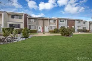 13 Quincy Cir, South Brunswick Township, NJ 08810 - Photo 2