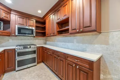 1548 Dumont Avenue, South Plainfield, NJ 07080 - Photo 10