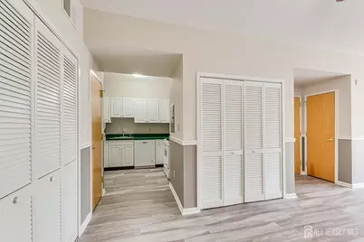 160 Durham Avenue #305, Metuchen, NJ 08840 - Photo 6