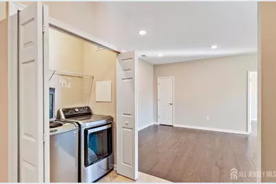 944 Halifax Place, Hamilton Township, NJ 08619 - Photo 6