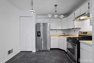 12 Kingston Run, North Brunswick Township, NJ 08902 - Photo 10