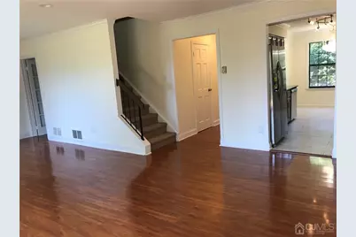 10 Dogwood Drive, Edison, NJ 08820 - Photo 6