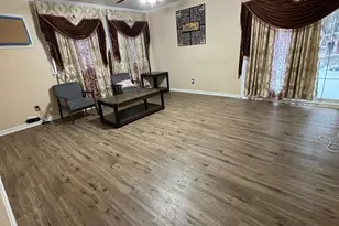 302 W Prospect Ave, Keyport, NJ 07735 - Photo 2