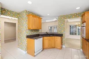 4 Douglas Fir Ct, Plainsboro Township, NJ 08540 - Photo 6