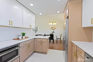 17 Wellington Rd, East Brunswick Township, NJ 08816 - Photo 6