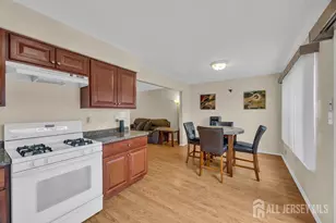 16 Rodio Ct, Sayreville, NJ 08872 - Photo 10