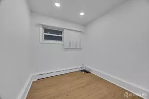 120 Winthrop Rd, Edison, NJ 08817 - Photo 10