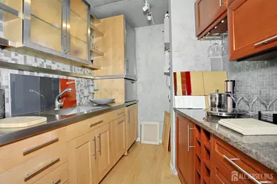 211 6th Avenue, Hawthorne, NJ 07506 - Photo 14