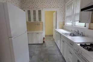 21 Middlesex Ave, Edison, NJ 08820 - Photo 4