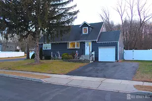 95 Athens Ave, Old Bridge Township, NJ 08879 - Photo 2