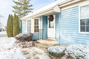 167E Concordia Cir, Monroe Township, NJ 08831 - Photo 2