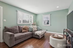 21 Bruning Ln, Spotswood, NJ 08884 - Photo 2