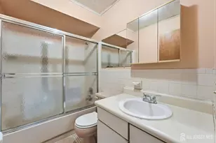 307 Edison Glen Terrace, Edison, NJ 08837 - Photo 6