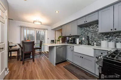 285 Nathan Court, Aberdeen Township, NJ 07721 - Photo 8