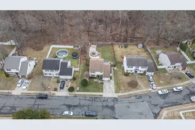 285 Nathan Court, Aberdeen Township, NJ 07721 - Photo 36