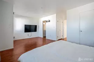 424 Middlewood Rd, Middletown, NJ 07748 - Photo 8