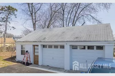978 Rahway Avenue, Avenel, NJ 07001 - Photo 4
