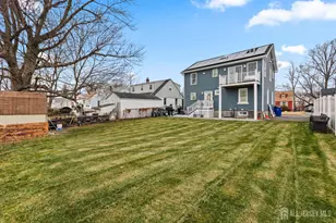 33 McAuliffe Dr, North Brunswick Township, NJ 08902 - Photo 24