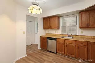 123G Concordia Cir, Monroe Township, NJ 08831 - Photo 10