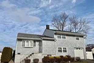 60 Tracy Dr, Fords, NJ 08863 - Photo 1