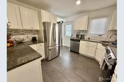 60 Tracy Drive, Fords, NJ 08863 - Photo 16