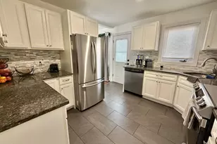 60 Tracy Dr, Fords, NJ 08863 - Photo 16