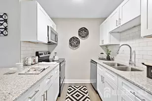 2821 Pheasant Hollow Dr, Plainsboro Township, NJ 08536 - Photo 6