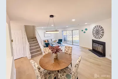 386 Inwood Court #386, Franklin Township, NJ 08873 - Photo 8