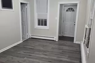 537 Harrington St, Perth Amboy, NJ 08861 - Photo 4