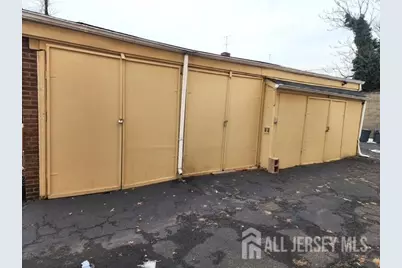 196 W End Avenue W, Newark, NJ 07106 - Photo 2