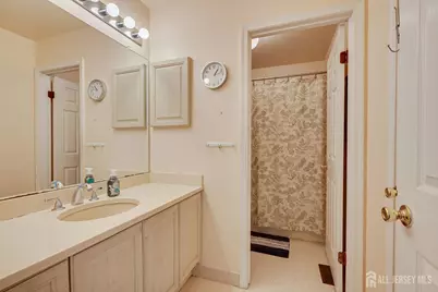 62 Magellan Way, Franklin Township, NJ 08823 - Photo 32