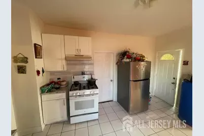 69 E Emerson Avenue E, Rahway, NJ 07065 - Photo 14