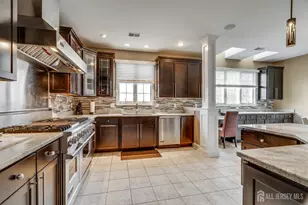 49 Summit Dr, South Brunswick Township, NJ 08816 - Photo 8