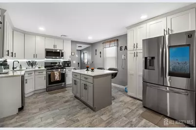 619 Hancock Street, South Plainfield, NJ 07080 - Photo 4