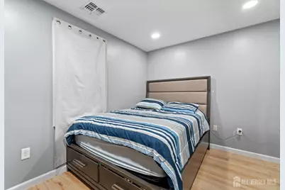 619 Hancock Street, South Plainfield, NJ 07080 - Photo 8