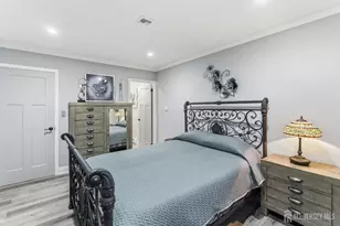 205 Madison Ln, Monroe Township, NJ 08831 - Photo 22