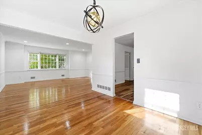 35 Brooktree Road, East Windsor Township, NJ 08520 - Photo 6