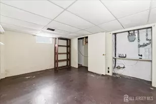 35 Brooktree Rd, East Windsor Township, NJ 08520 - Photo 16