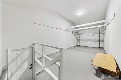 139 Lee Drive, Middlesex, NJ 08846 - Photo 4