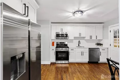 139 Lee Drive, Middlesex, NJ 08846 - Photo 12