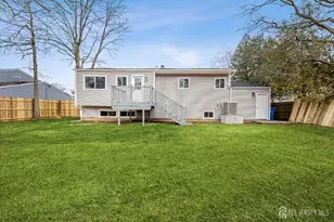 139 Lee Dr, Middlesex, NJ 08846 - Photo 40