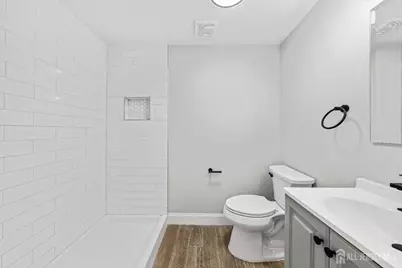 139 Lee Drive, Middlesex, NJ 08846 - Photo 30