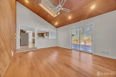 127 Stockton Avenue, Franklin Township, NJ 08540 - Photo 10