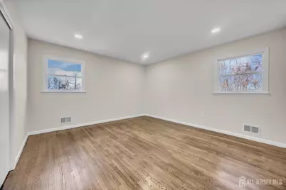 127 Stockton Avenue, Franklin Township, NJ 08540 - Photo 20