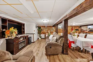 8 Johnson St, Carteret, NJ 07008 - Photo 36