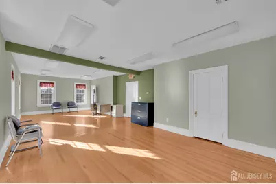 305 E High Street E, Bound Brook, NJ 08805 - Photo 24